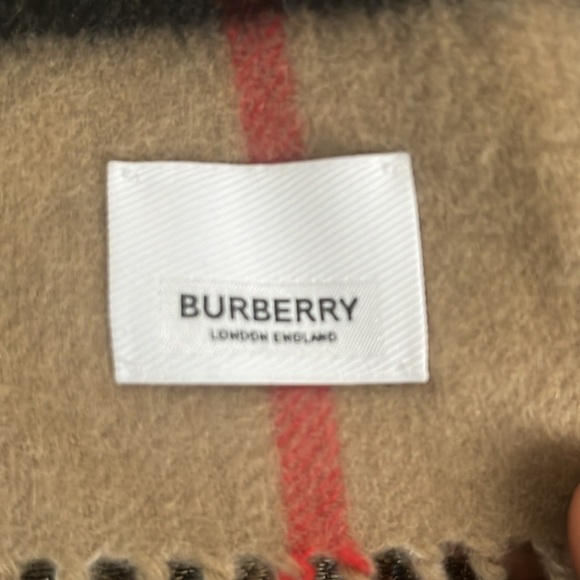 BURBERRY LEOPARD PRINT AND CHECK CASHMERE SCARF IN BLACK - Picture 3 of 4